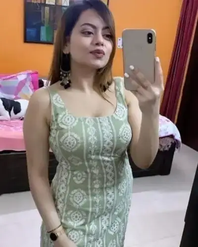 Call Girl in Mawshynrut
